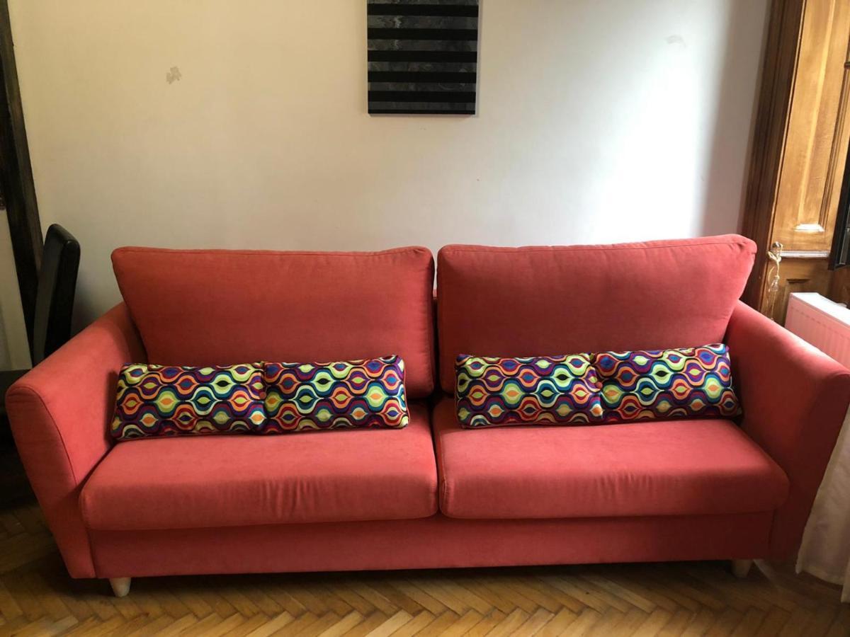 Ferienwohnung Dalina'S Art Corner Oradea Exterior foto